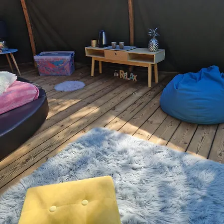 Luxe tent Bulle De Bonheur A 500 M Pas De La Cancale